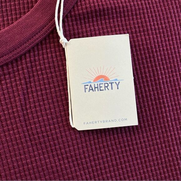 Faherty Oversized Waffle Crew - Picture 4 of 10